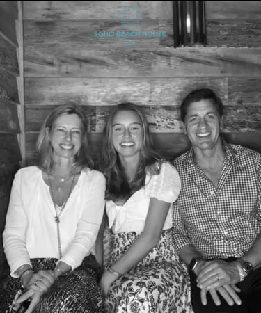 Nathalie Clark photo 1