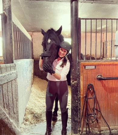 Danielle Longhitano photo 4