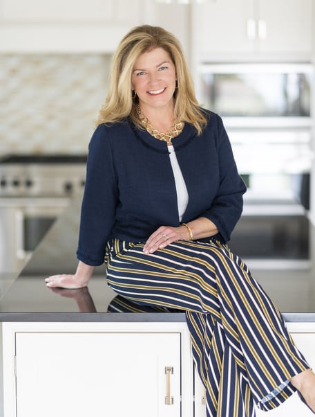 Lisa Hogan