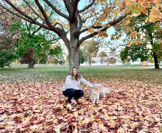 Laura Kovacs photo 3