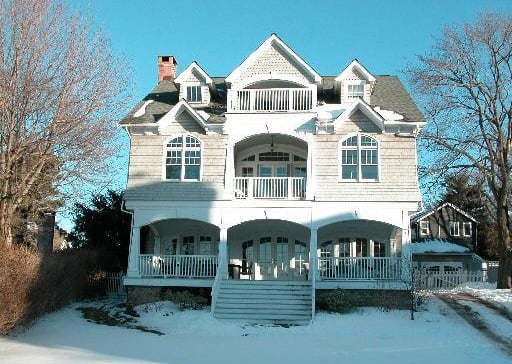 64 Rowayton Avenue