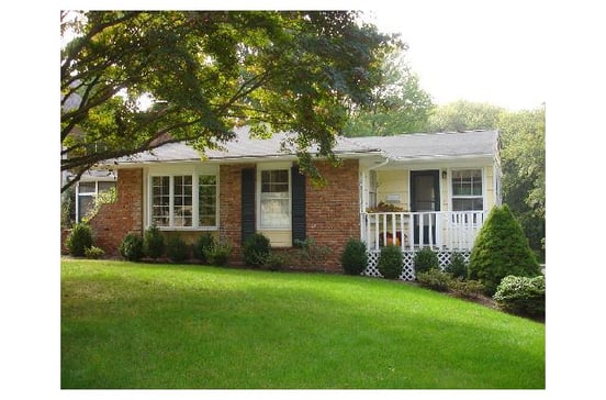 82 Maple Ave South Avenue