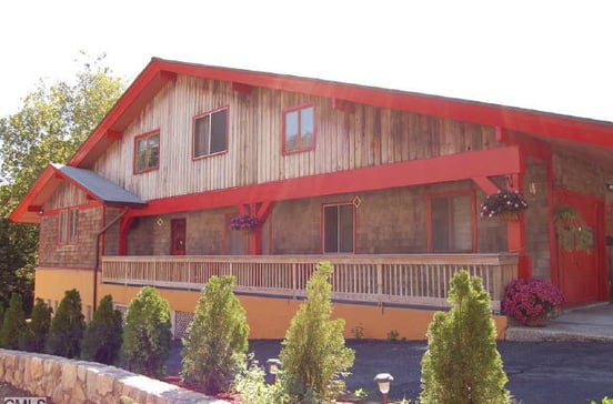 127 Courtland Hill Street