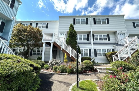 14 1/2 Fairview Avenue #C6