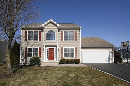 77 Hidden Pines Circle