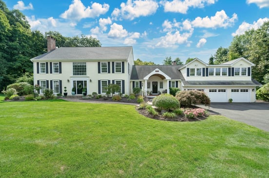 71 Woodford Hills Drive