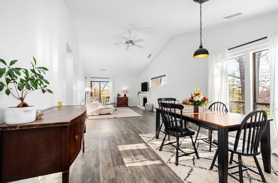 7 Cottonwood Drive