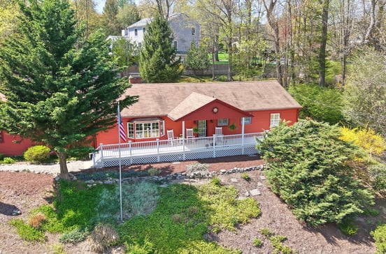 33-1/2 Toilsome Avenue