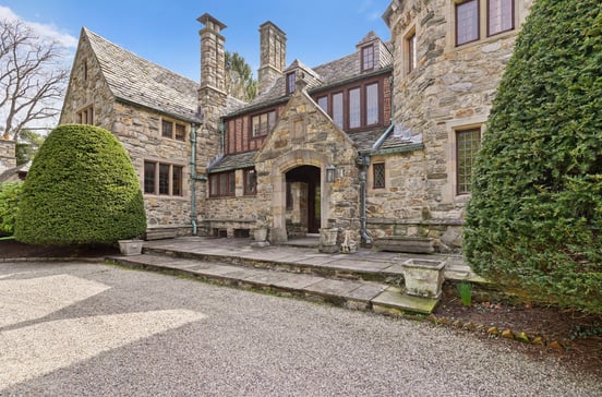 35 Dogwood Lane