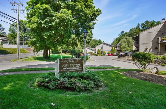 100 Wolfpit Avenue #APT 19