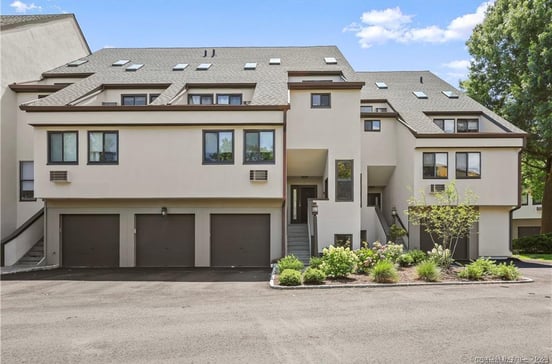 79 Harbor Drive #320