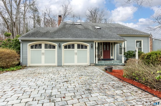 176 Stephen Drive