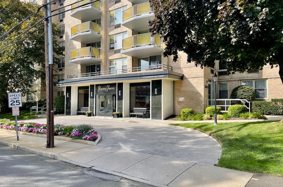 1 Strawberry Hill Court #8A