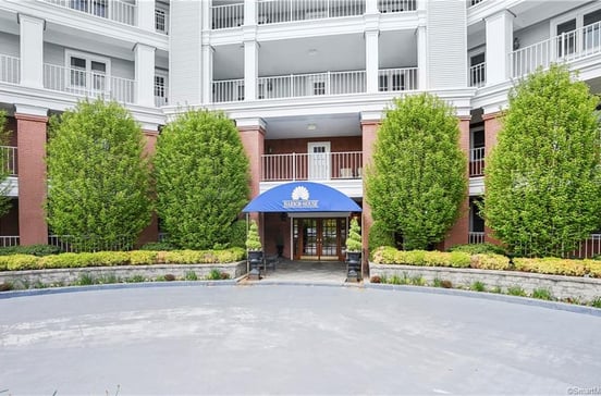 43 Harbor Drive #405