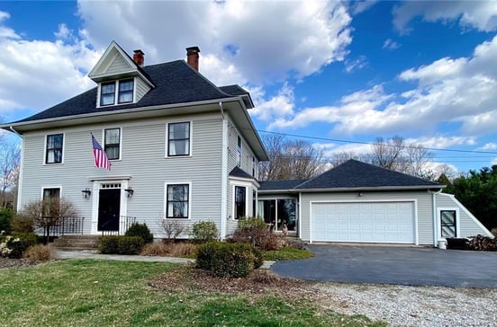 17 Lakewood Road