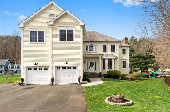 220 Bluff View Drive