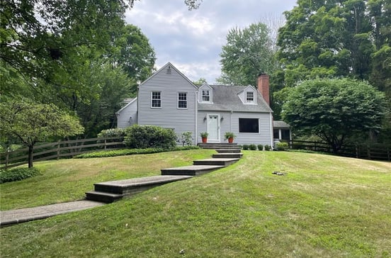 1 Ridge Lane
