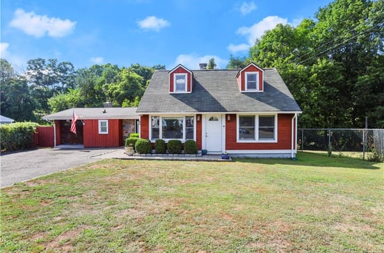 82 Old Barn Road West