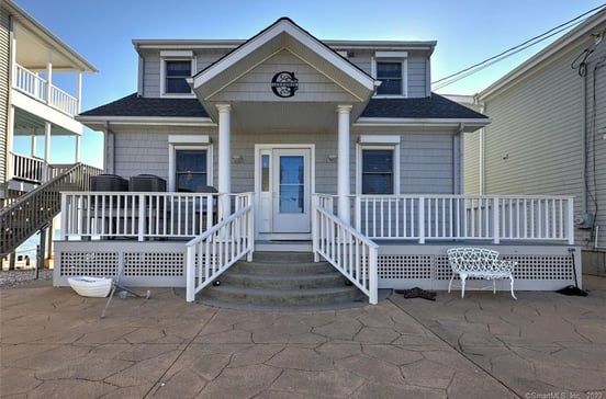 388 Cosey Beach Avenue