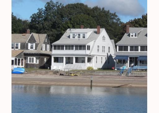 104 Middle Beach Road