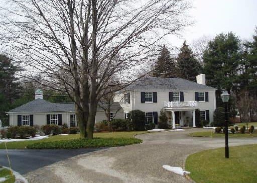 385 Middlesex Road