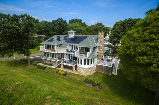 70 Kenilworth Drive East