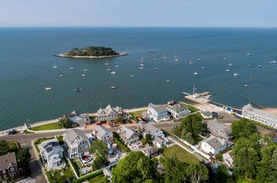 15 Middle Beach Road