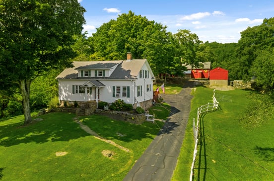 1025 Grassy Hill Road