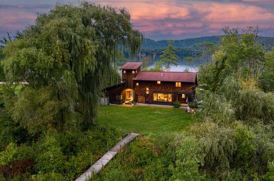 210 Between The Lakes Road