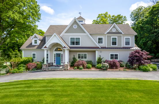 116 Stonehedge Drive North