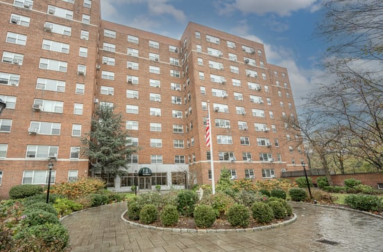 900 Palmer Road #10L