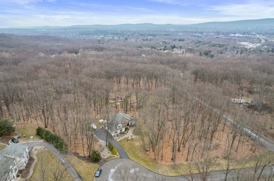 18 Hearthstone Court