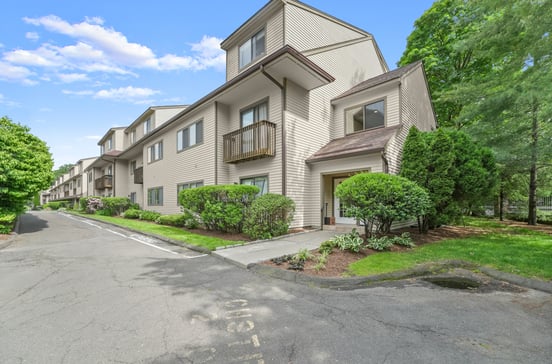 2435 Bedford Street #21G