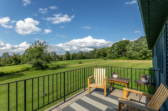 10 Surdan Mountain Road