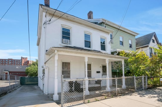 124 Depeyster Street