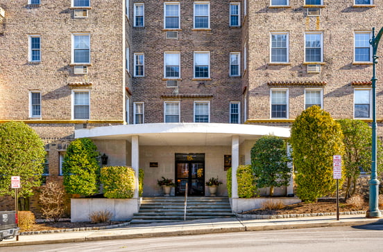 16 N Chatsworth Avenue #603