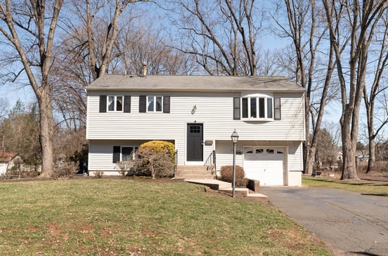 9 (a.k.a 17 Deerfield) Deerfield Drive