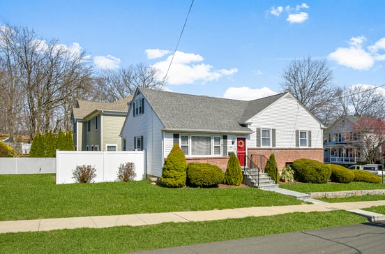 66 Sterling Avenue