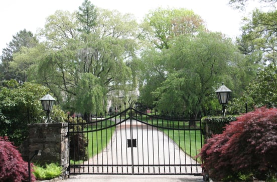 35 Dogwood Lane