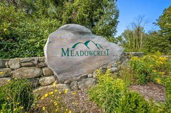 14 Meadowcrest Drive North