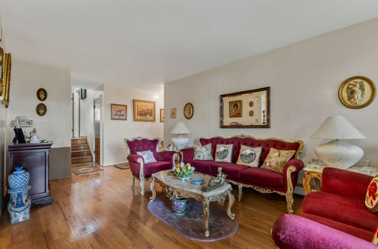 7429 Calamus Avenue #20