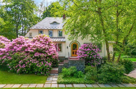 223 Rockingstone Avenue