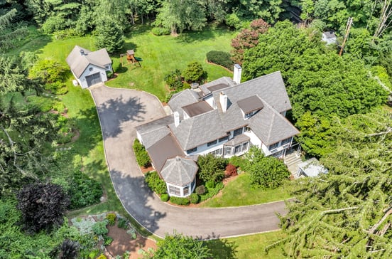 77 Haights Cross Road