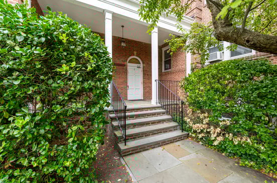 70 Strawberry Hill Avenue #APT 2-2D