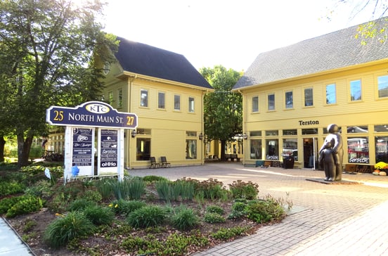 27 North Main Street #7A