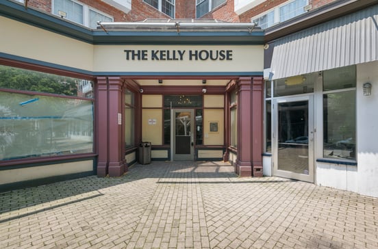 196 Crown Street #5I