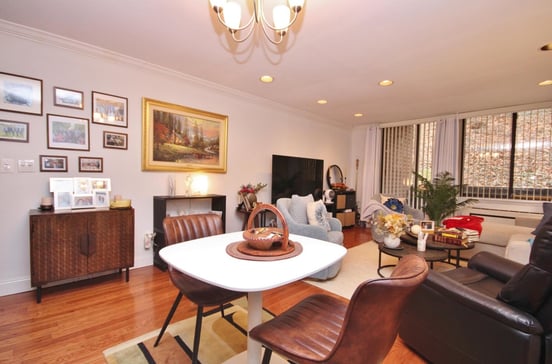 1374 Midland Avenue #101