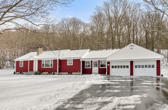 52b Fuller Mountain Road