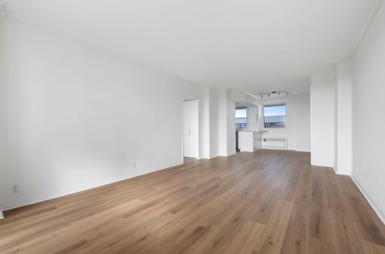 5900 Arlington Avenue #6S