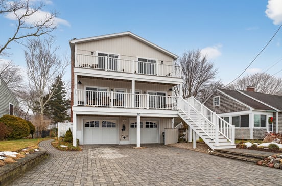 10 East Shore Avenue